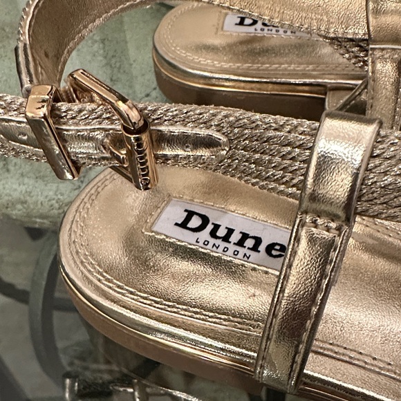 $90 New! Dune London Beautiful Gold Strappy Sandals sz 9 / 39 - Picture 2 of 6